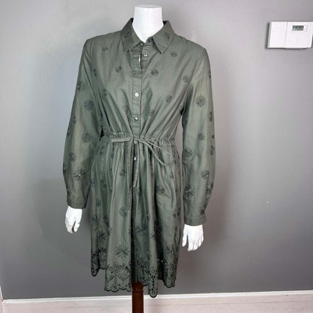 Diane von Furstenberg Shirt dress size 8 embroidered‎ green western cottagecore